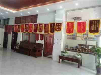 金秀瑶族灯草灸疗法 瑶医药非物质文化遗产传承人---赵衷民