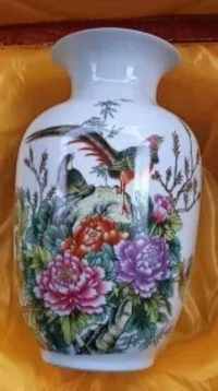 笔精墨妙展瓷韵  匠心独具守艺人 ——访中国陶瓷艺术家(景德镇瓷)查顺弟