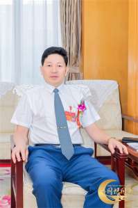 李乘伊院长荣获抗战胜利80周年大阅兵中医楷模人物