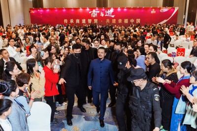 以文化为根，以创新为翼 中国影响力人物——穆南杉