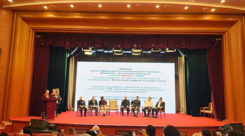 【诺贝尔奖孵化中心会客厅】 【诺贝尔化学/物理学/生理学或医学奖孵化课题：彭宏钟《茶素微量功能元素对碳基/氮基化合物生化/生理/生核反应健康因子数理化基础宏微分析》】