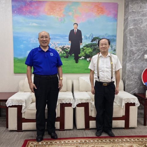 【诺贝尔奖孵化中心会客厅】 【诺贝尔化学/物理学奖孵化课题：彭宏钟《地球近日/远日点“近冷远热”机制数理化基础宏微分析》】