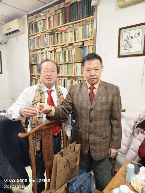 【诺贝尔奖孵 化中心会客厅】