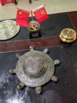 《以领袖风范格局、定天下医术格局》 世界中医药联合会传统医学博士——马忠义院长